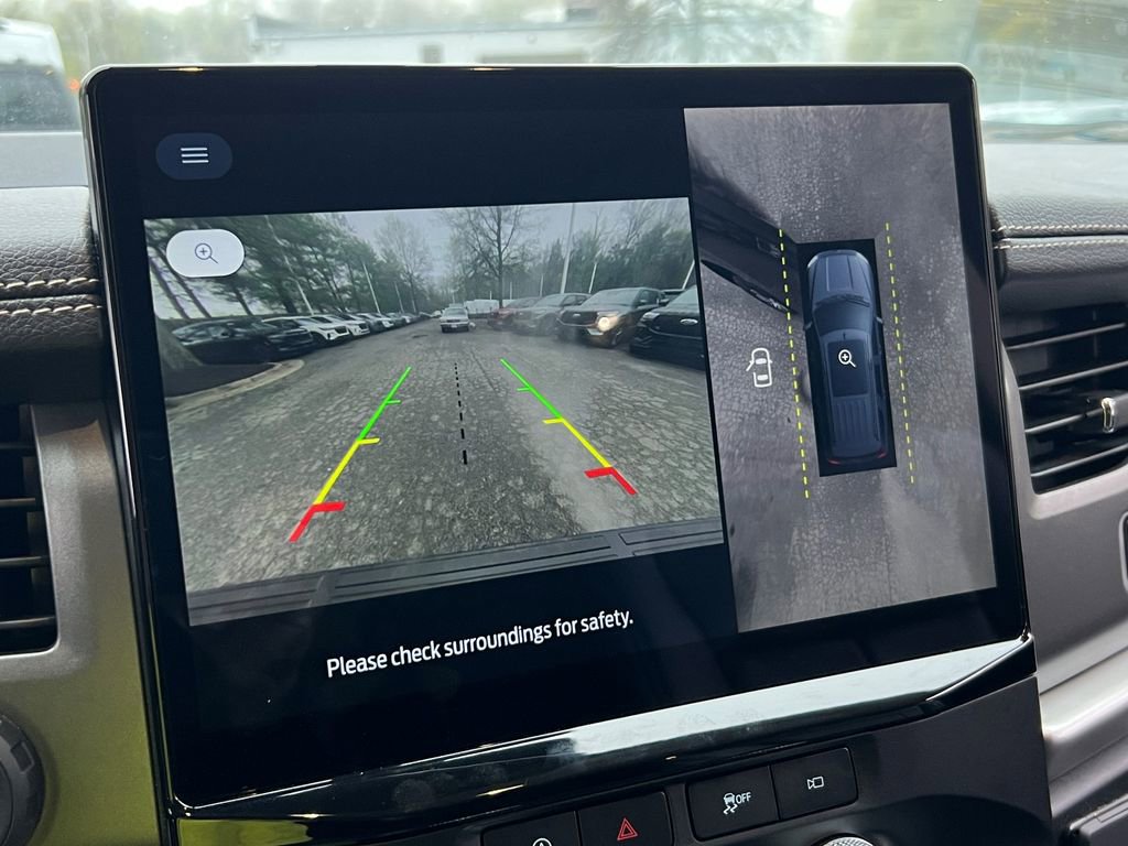 Used 2024 Ford Expedition XLT image 32