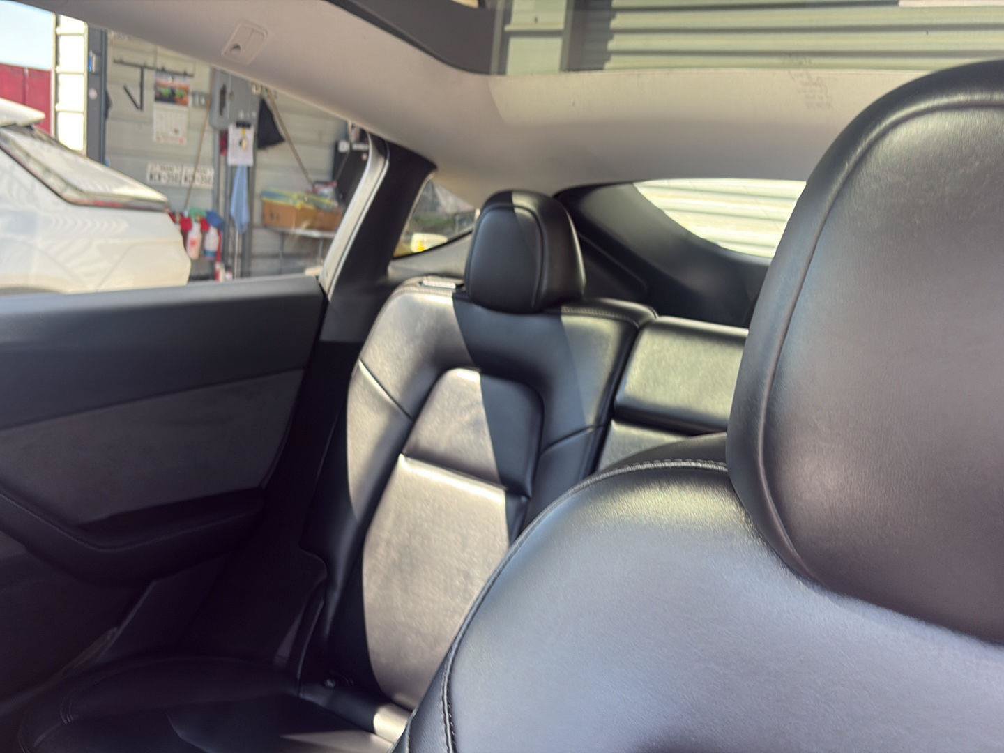 Used 2023 Tesla Model Y 2WD image 12