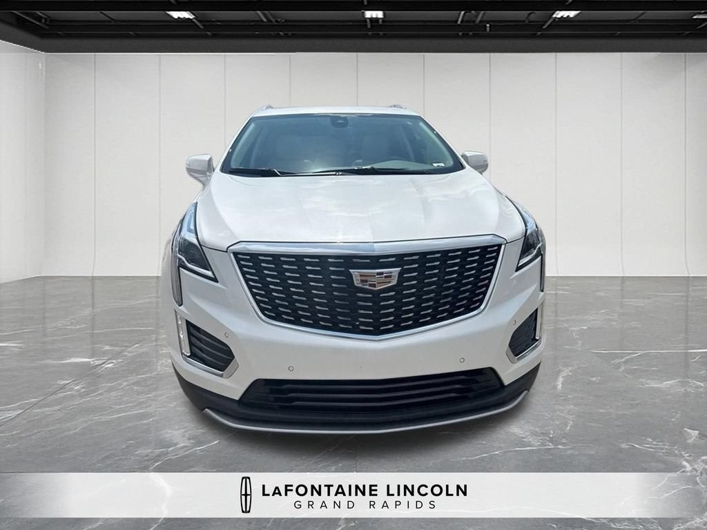 Used 2021 Cadillac XT5 Premium Luxury w/ LPO, Floor Liner Package AWD/4WD image 8