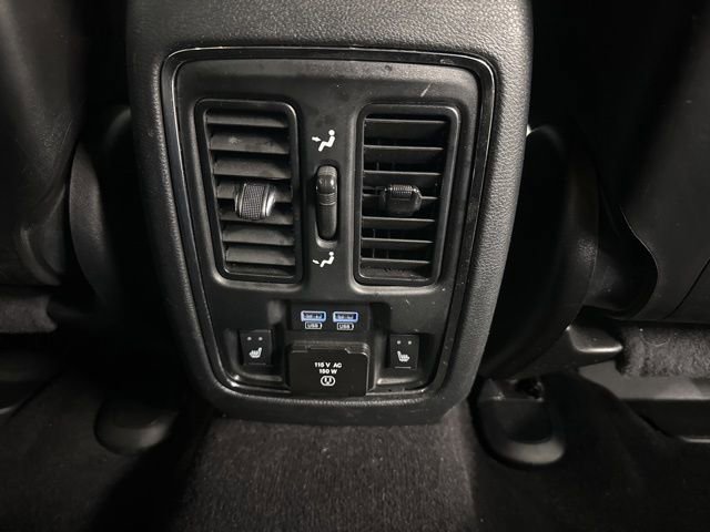Used 2019 Jeep Grand Cherokee Overland w/ Jeep Active Safety Group image 35