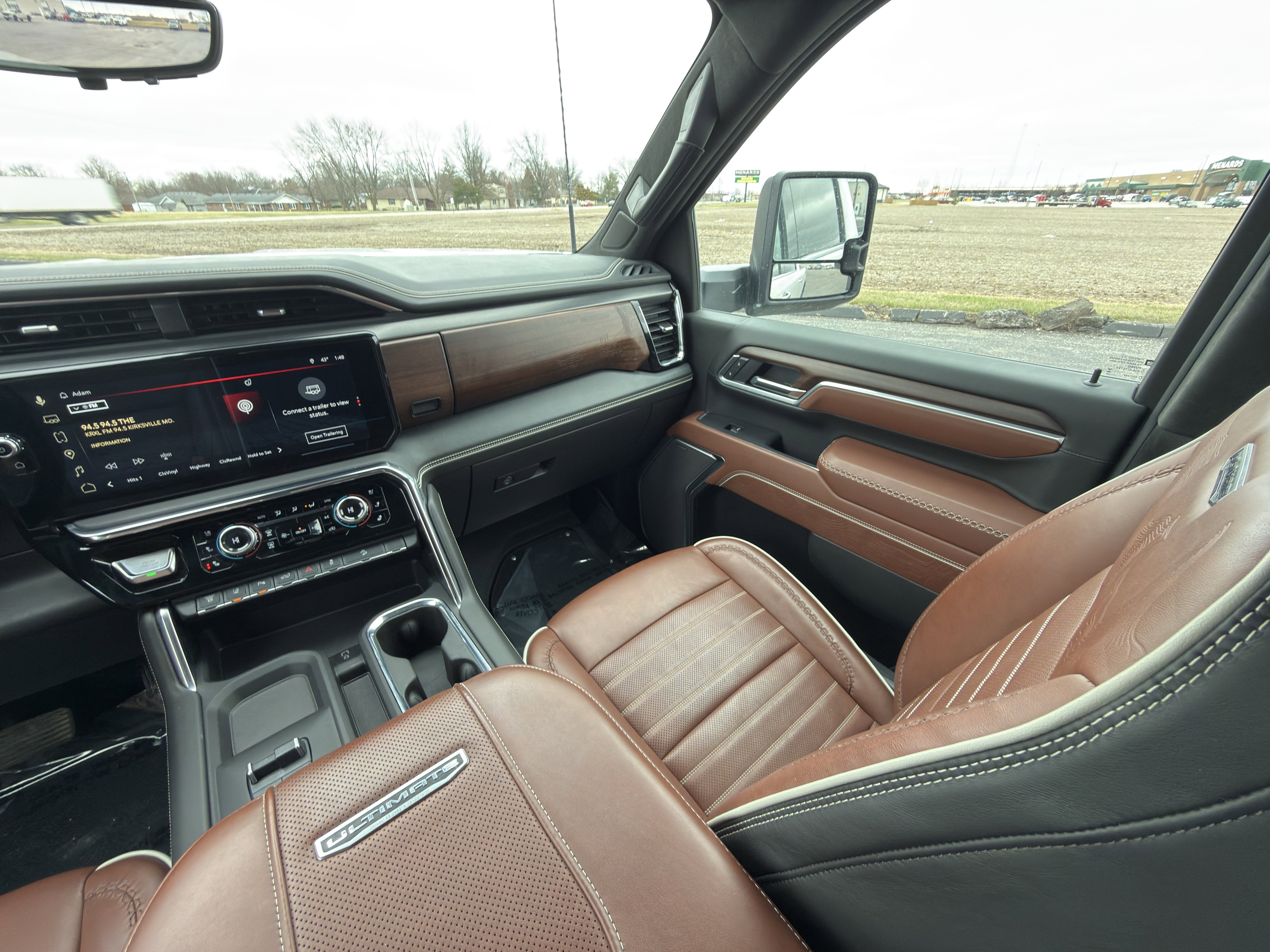 Used 2025 GMC Sierra 2500 Denali Ultimate image 40