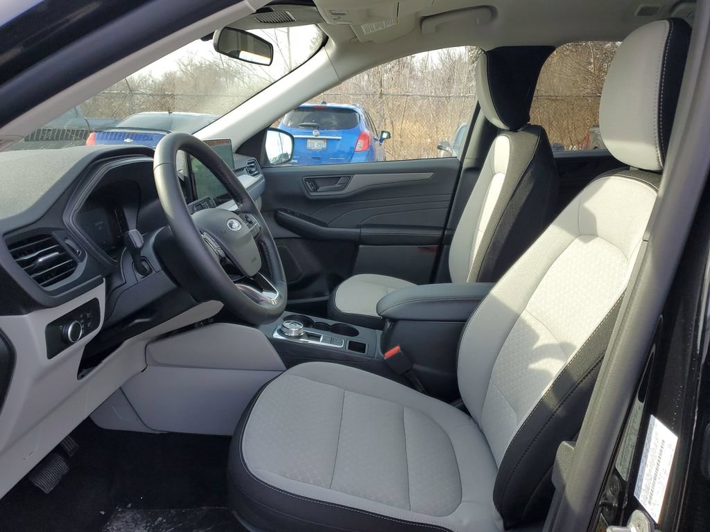 New 2026 Ford Escape Active w/ Tech Pack #1 AWD/4WD image 8