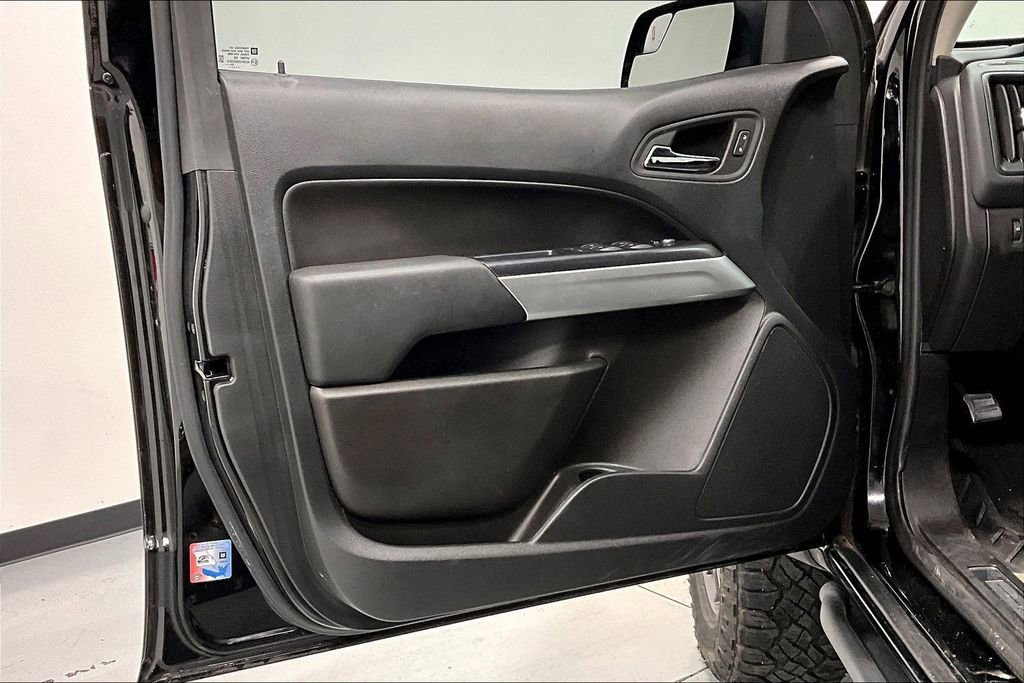 Used 2022 Chevrolet Colorado ZR2 w/ Colorado ZR2 Bison Edition AWD/4WD image 20