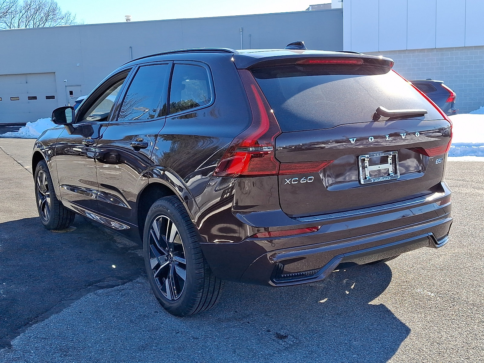 New 2026 Volvo XC60 B5 Core w/ Protection Package Premier image 3