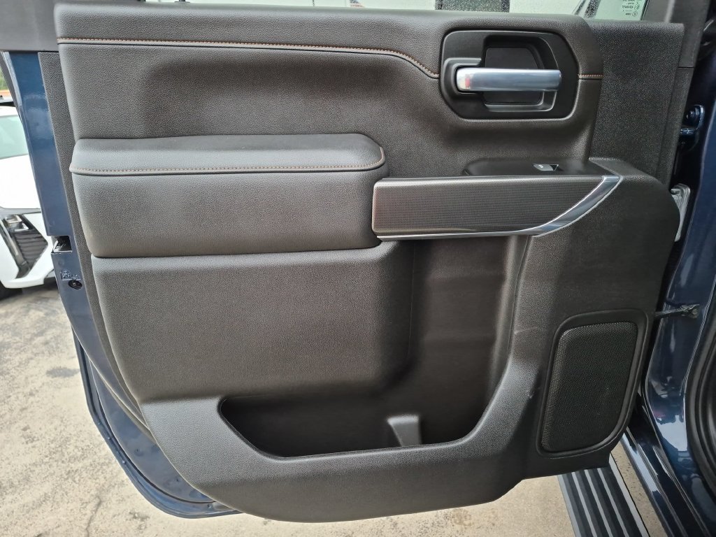 Used 2022 GMC Sierra 2500 AT4 w/ AT4 Premium Plus Package AWD/4WD image 27
