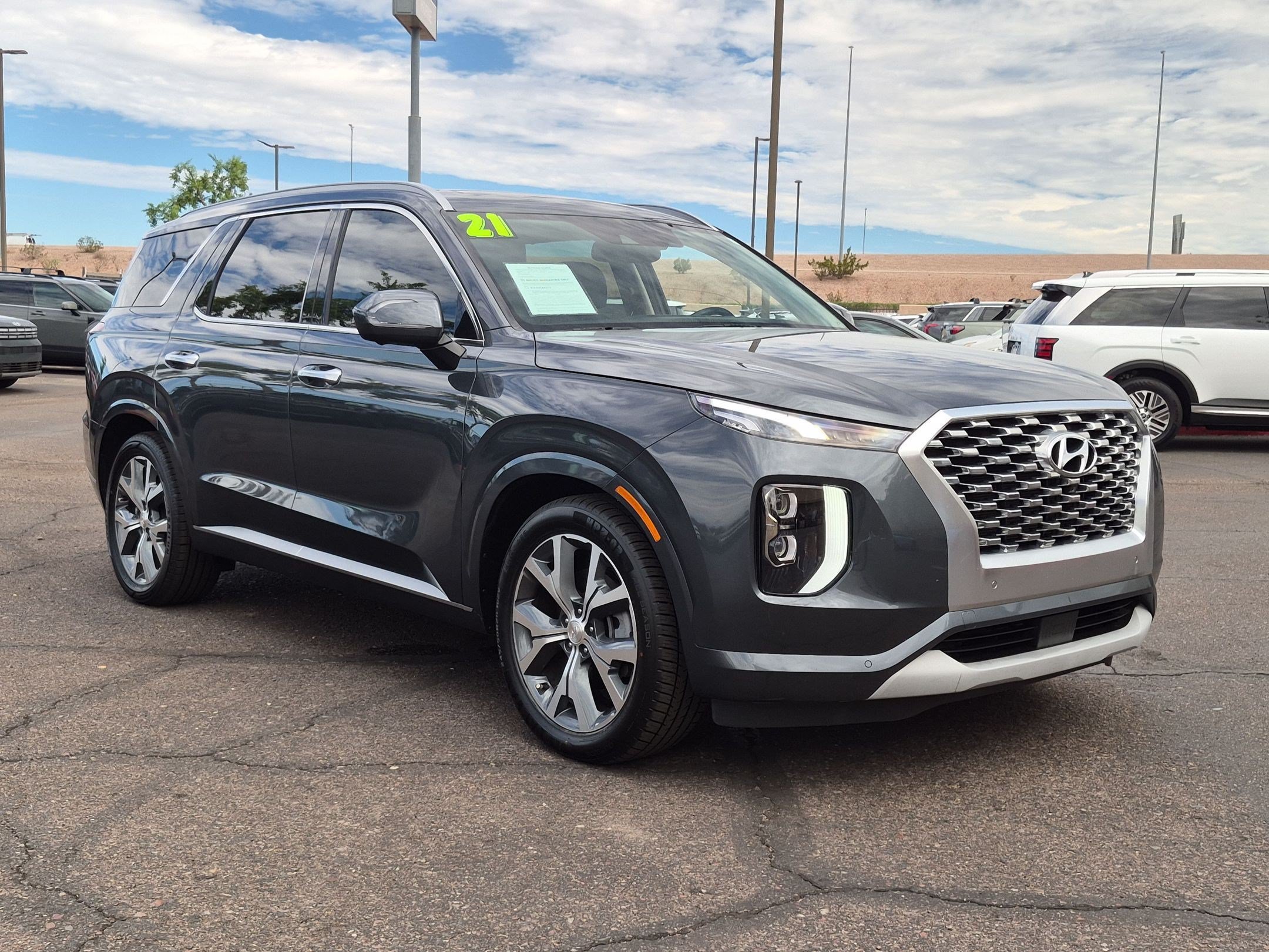 Used 2021 Hyundai Palisade Limited FWD image 3