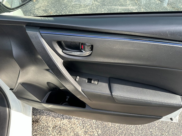 Used 2019 Toyota Corolla L image 26