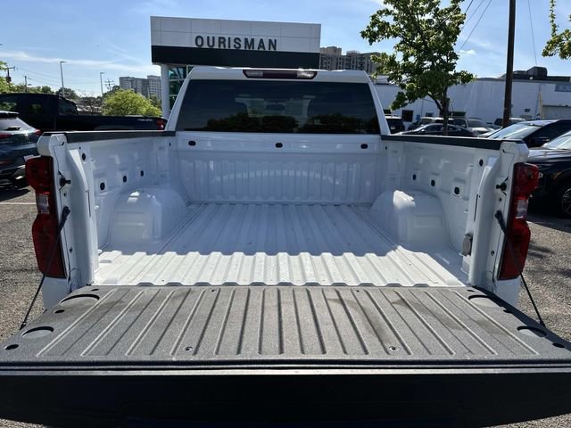 Used 2022 Chevrolet Silverado 1500 LT AWD/4WD image 13