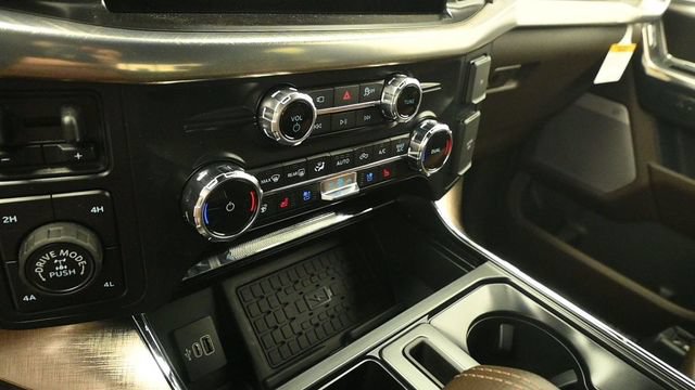 New 2026 Ford F150 King Ranch w/ FX4 Off-Road Package AWD/4WD image 18