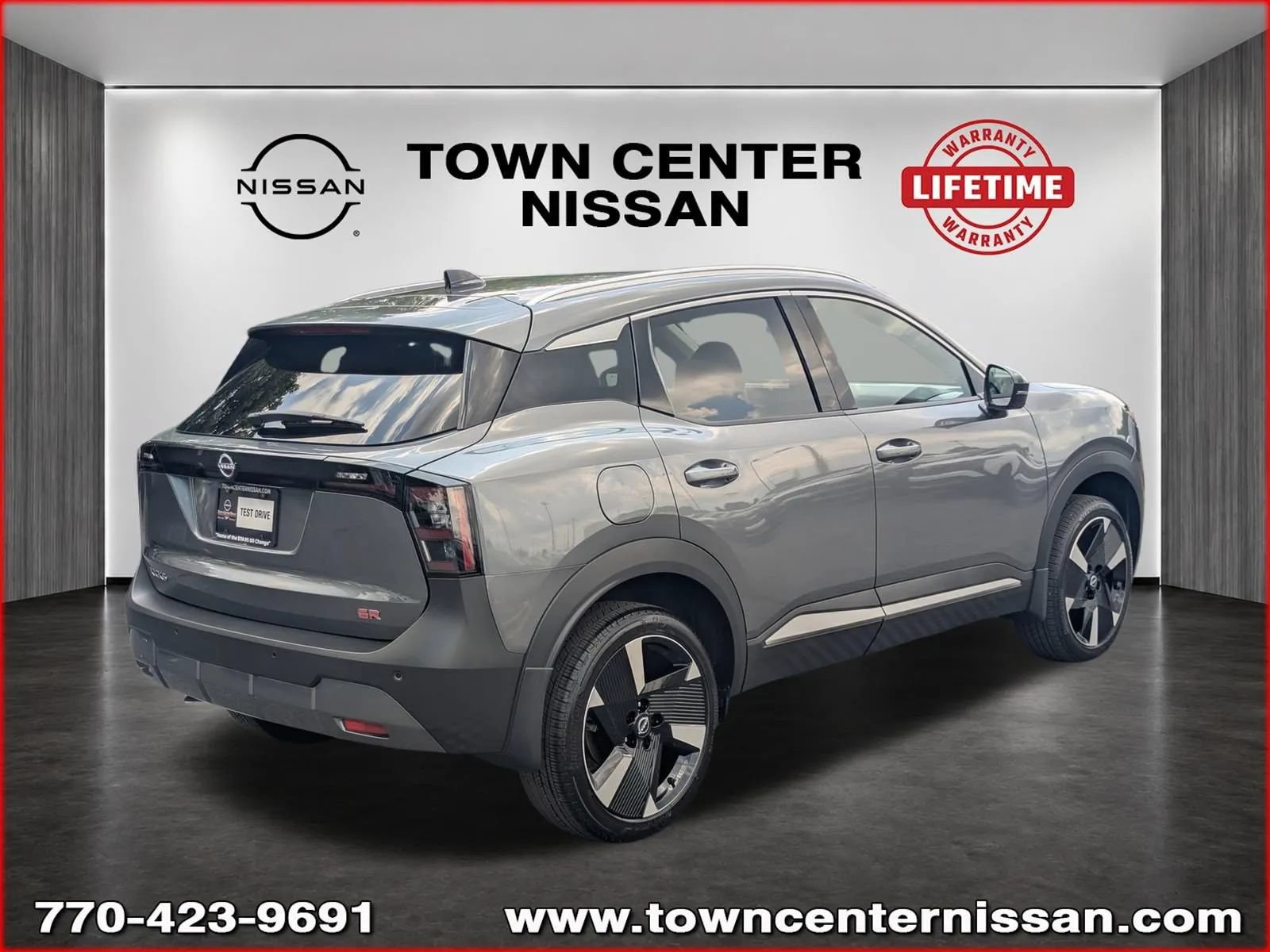 Used 2026 Nissan Kicks SR FWD image 7