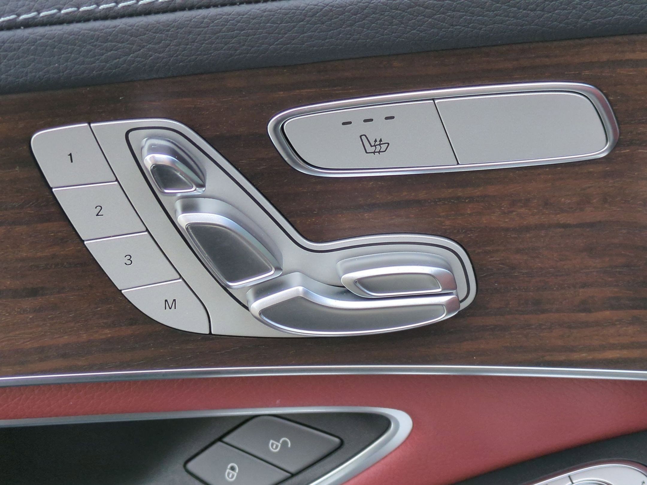 Certified 2021 Mercedes-Benz GLC 43 AMG 4MATIC image 15