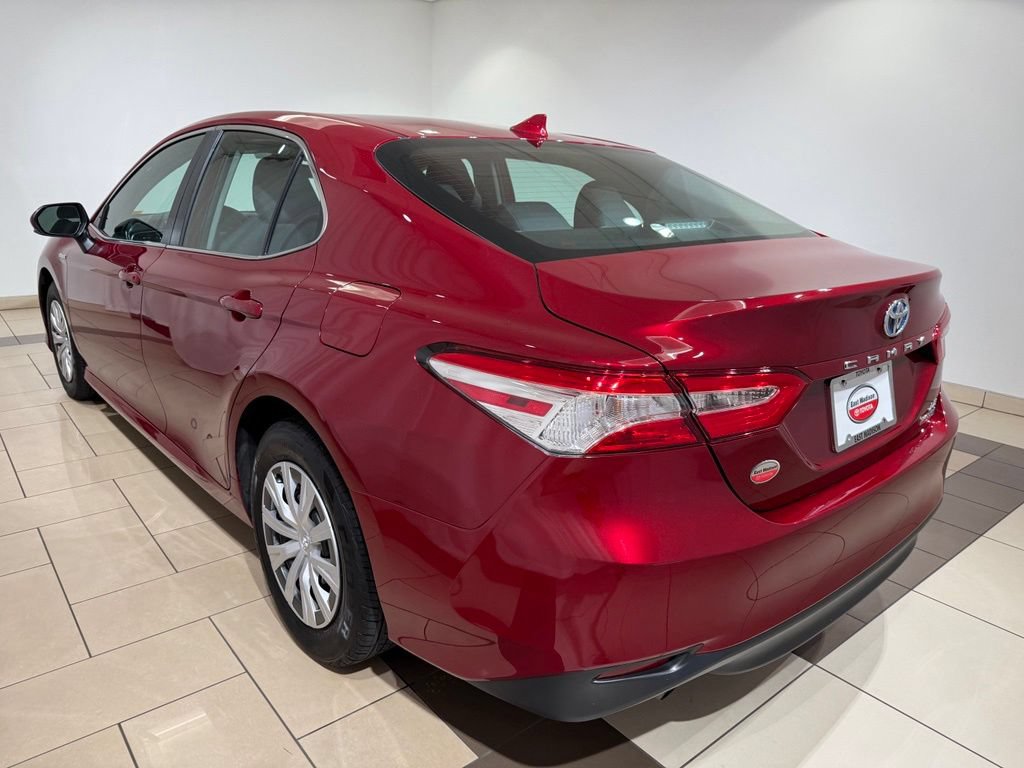 Used 2019 Toyota Camry LE FWD image 3