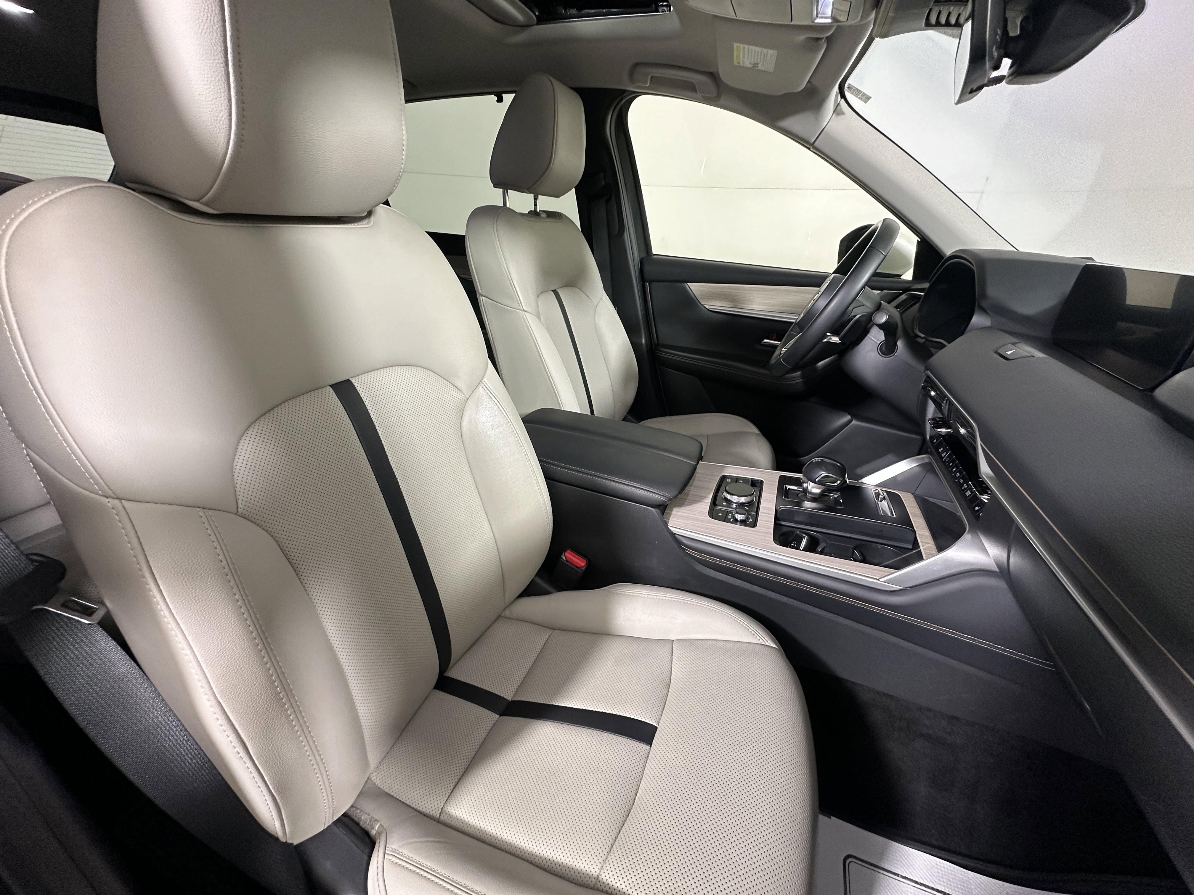 Used 2024 MAZDA CX-90 3.3 Turbo w/ Preferred Plus image 26