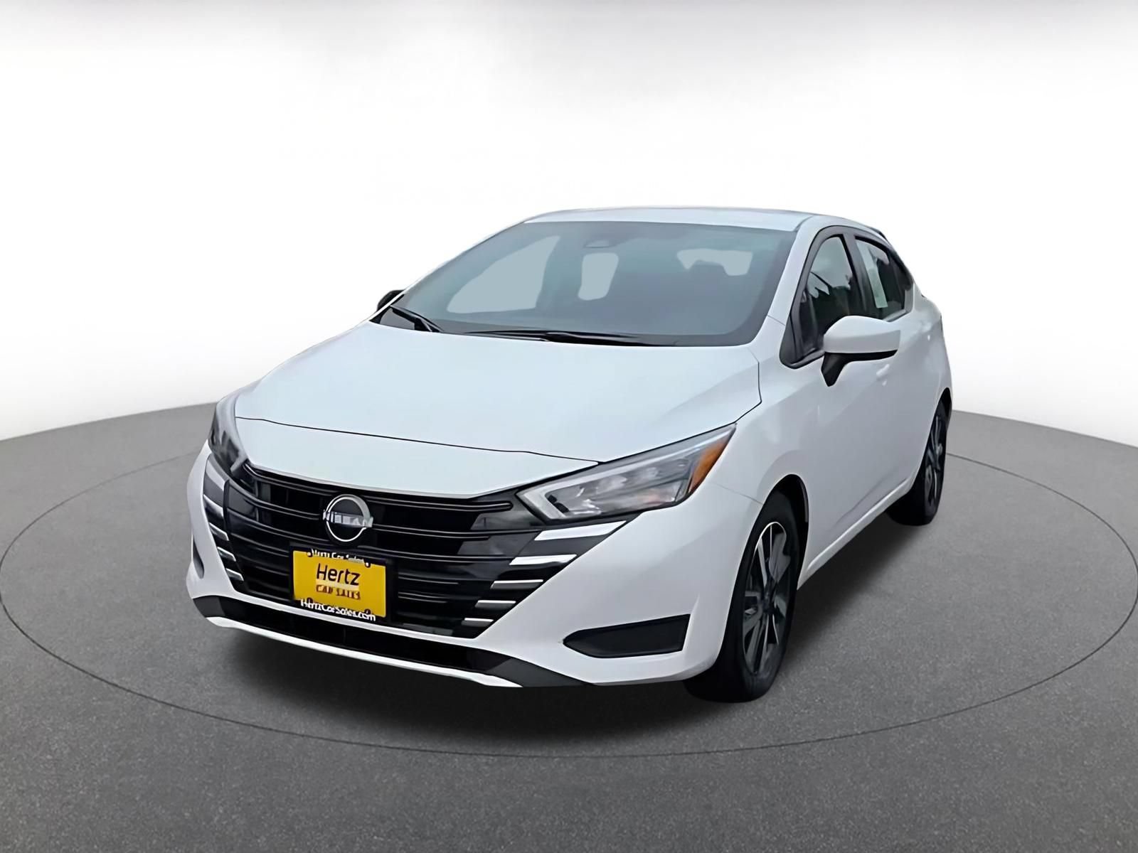 Used 2025 Nissan Versa SV FWD image 6