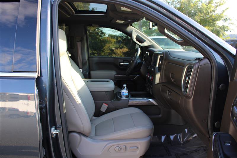 Used 2022 Chevrolet Silverado 1500 LTZ w/ LTZ Premium Package image 13