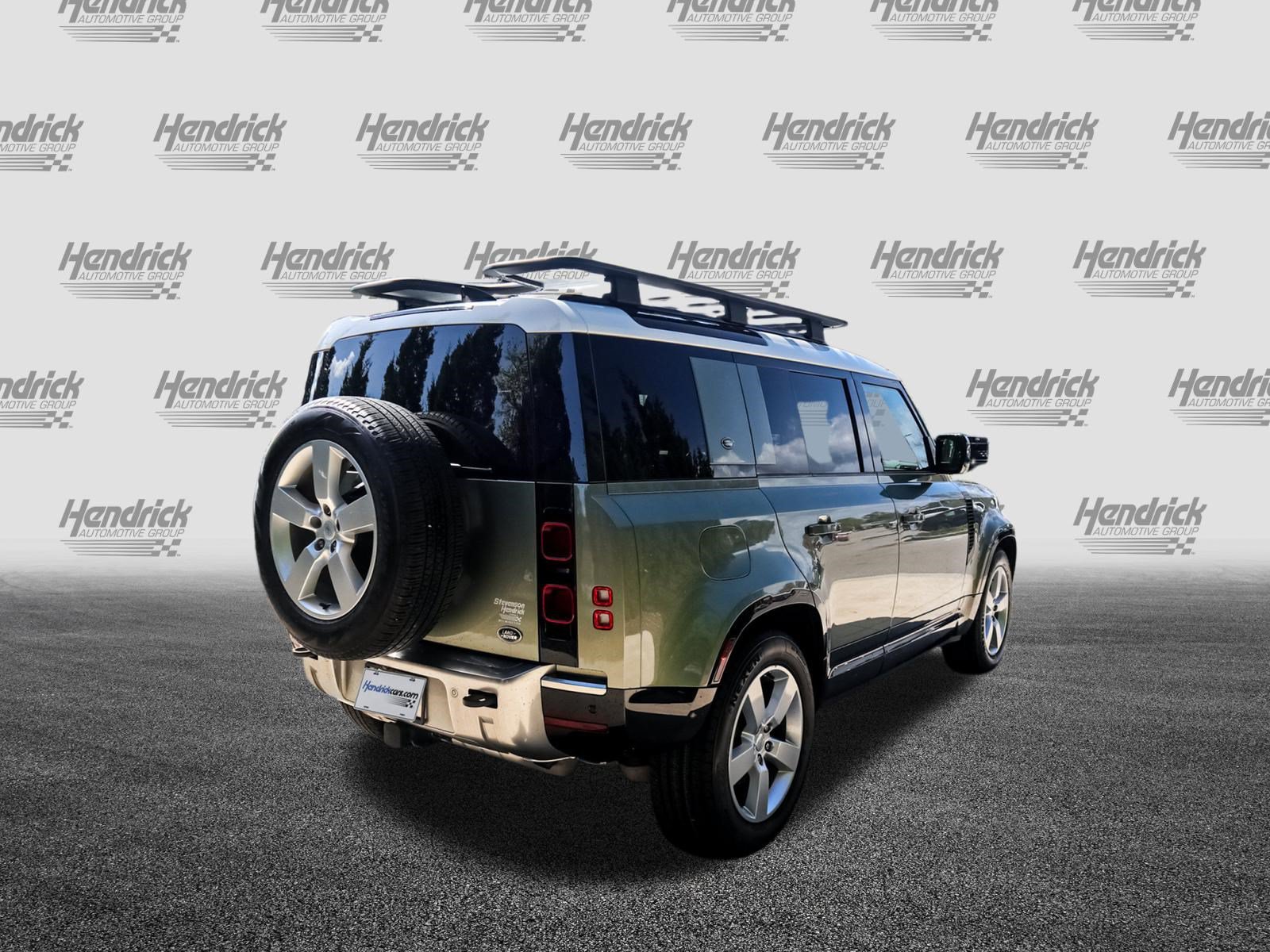Used 2022 Land Rover Defender 110 S AWD/4WD image 10