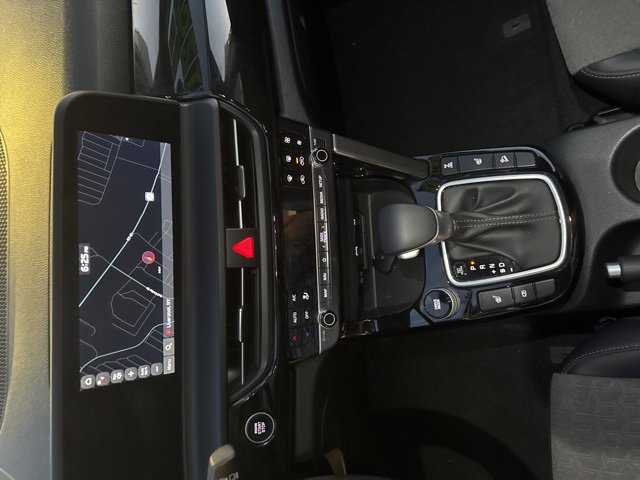 Certified 2024 Kia Seltos X-Line image 12