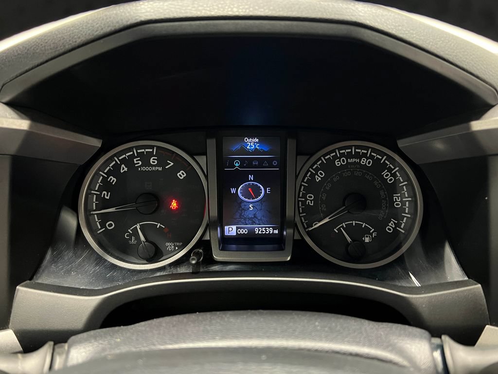 Used 2017 Toyota Tacoma Limited w/ Tow Package AWD/4WD image 24