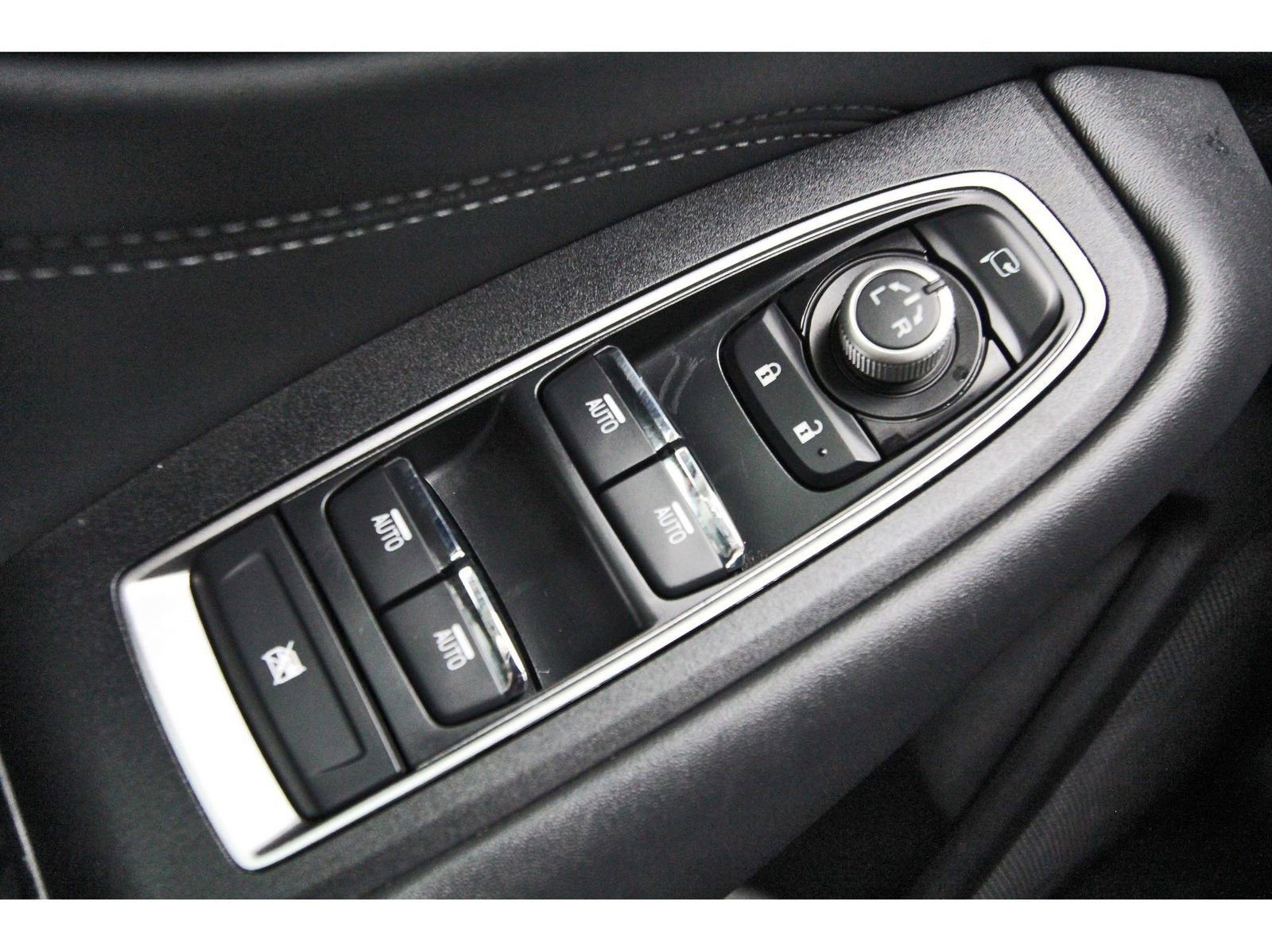 Used 2025 Subaru Outback Touring XT AWD/4WD image 20