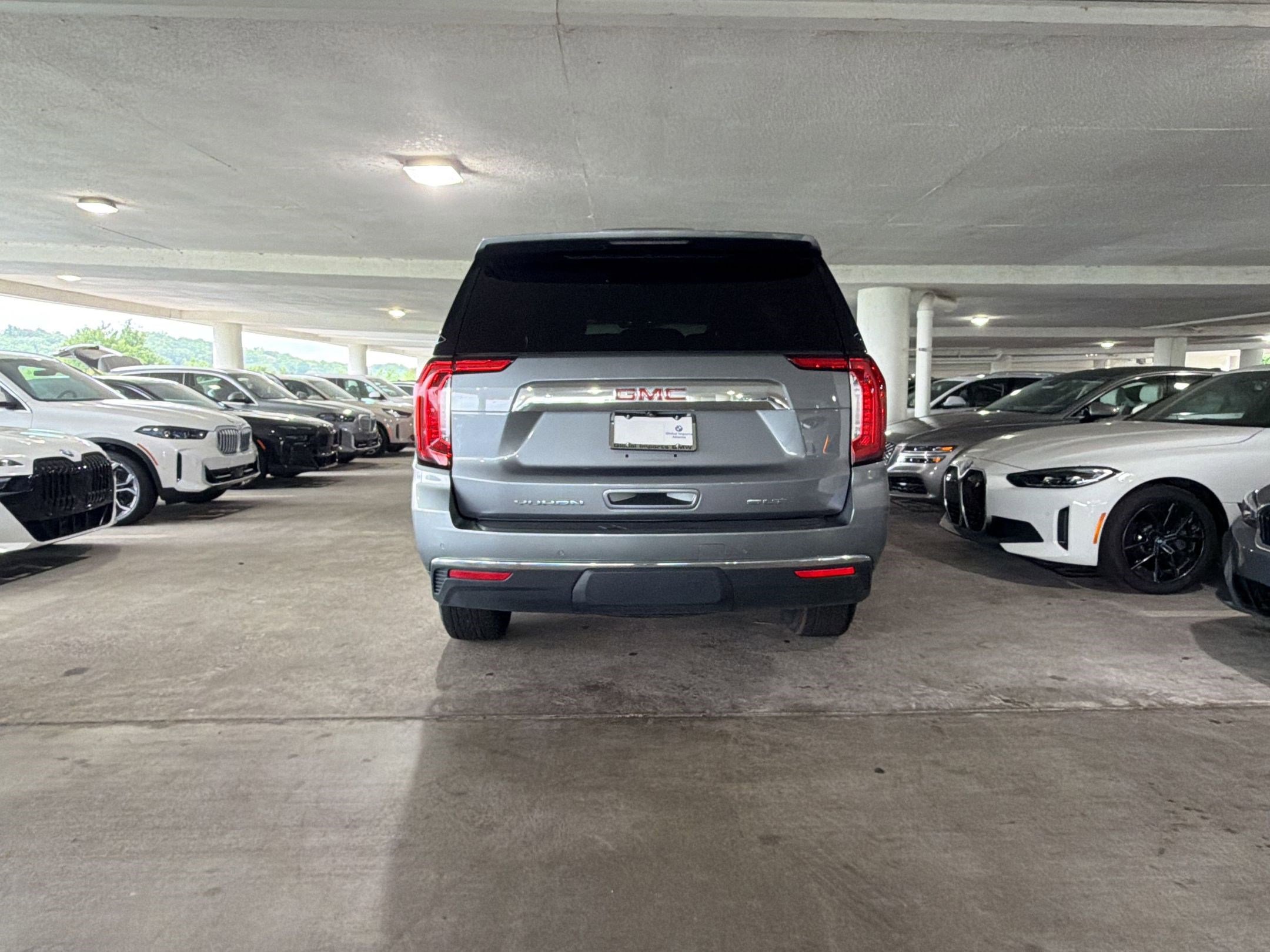 Used 2022 GMC Yukon SLT w/ SLT Premium Package RWD image 8