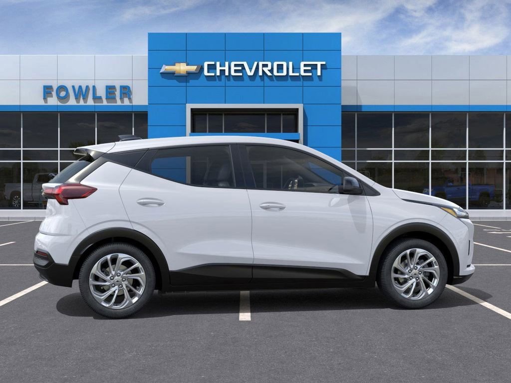 New 2027 Chevrolet Bolt LT w/ Comfort Package image 5