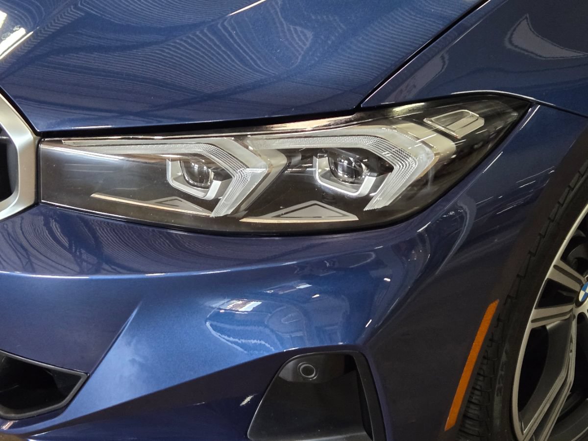 Used 2023 BMW 330i Sedan w/ Premium Package RWD image 13