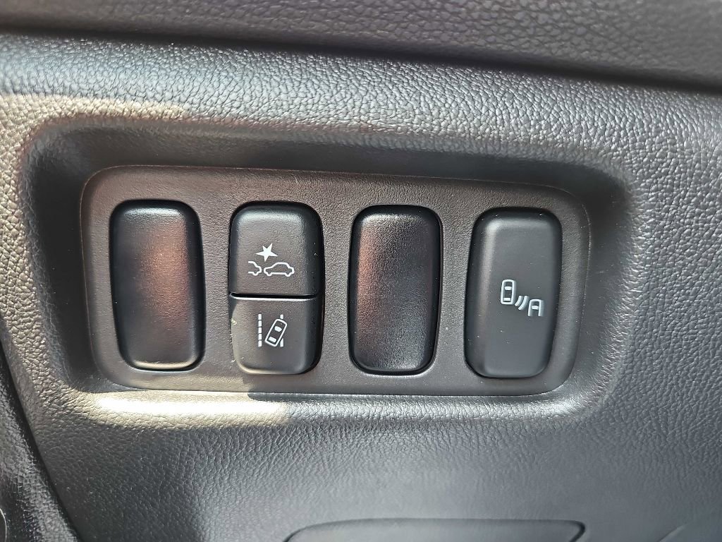 Used 2023 Mitsubishi Outlander Sport SE image 42