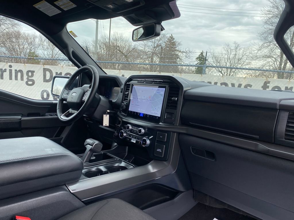 Used 2024 Ford F150 XLT w/ XLT Black Appearance Package AWD/4WD image 19