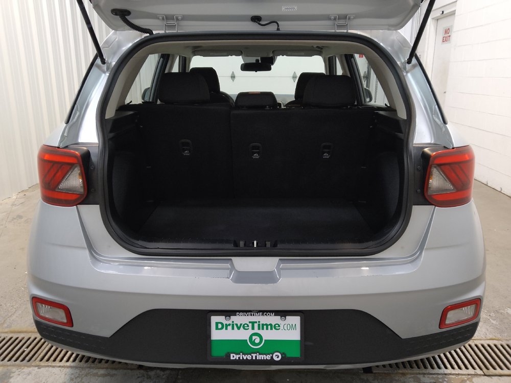 Used 2021 Hyundai Venue SE FWD image 29