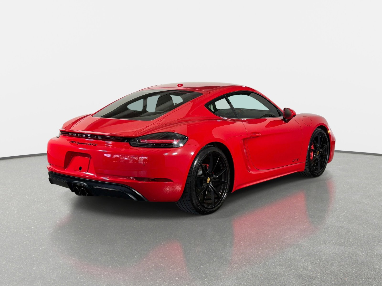 Used 2019 Porsche 718 Cayman GTS RWD image 3