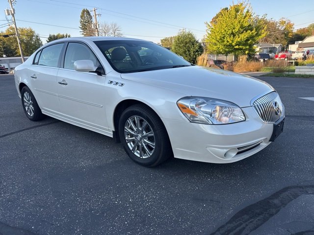 Used 2011 Buick Lucerne CXL image 7