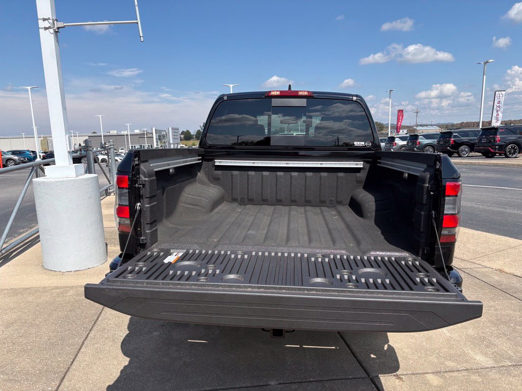 New 2027 Nissan Frontier SV w/ SV Convenience Package RWD image 11