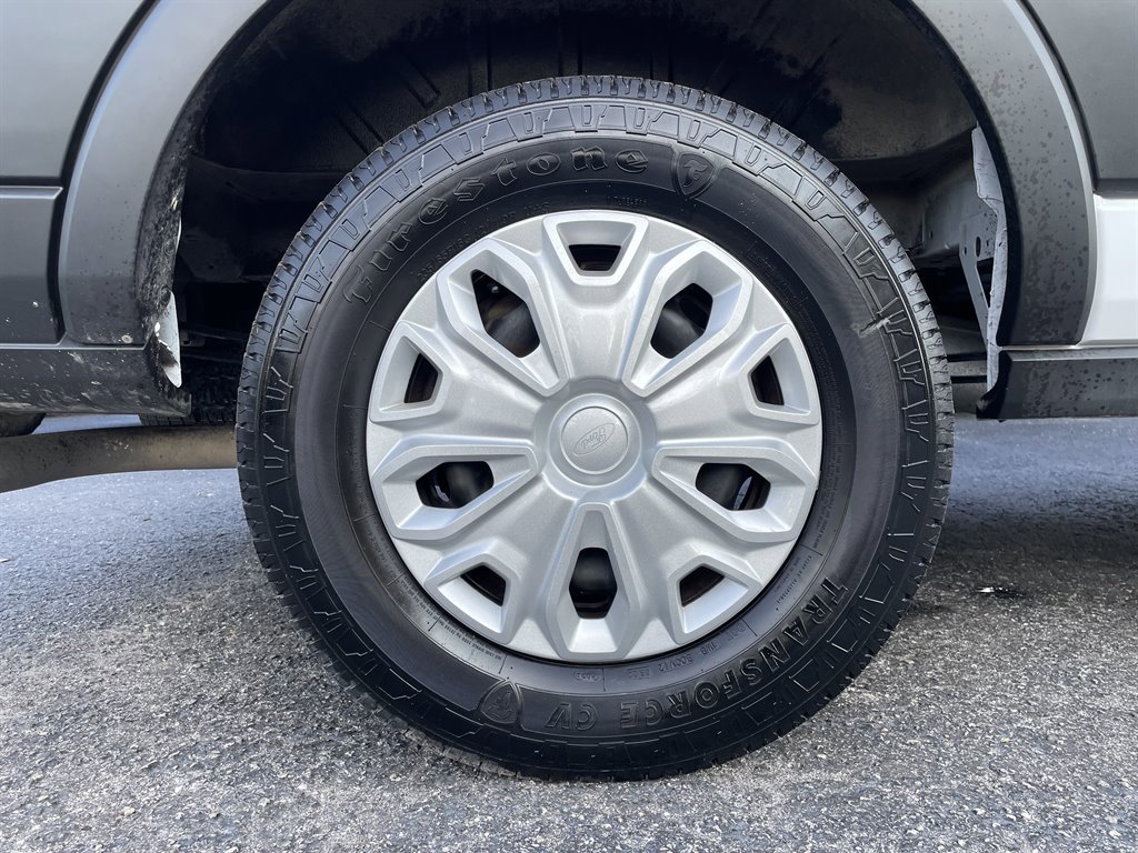 Used 2022 Ford Transit 350 XLT image 35