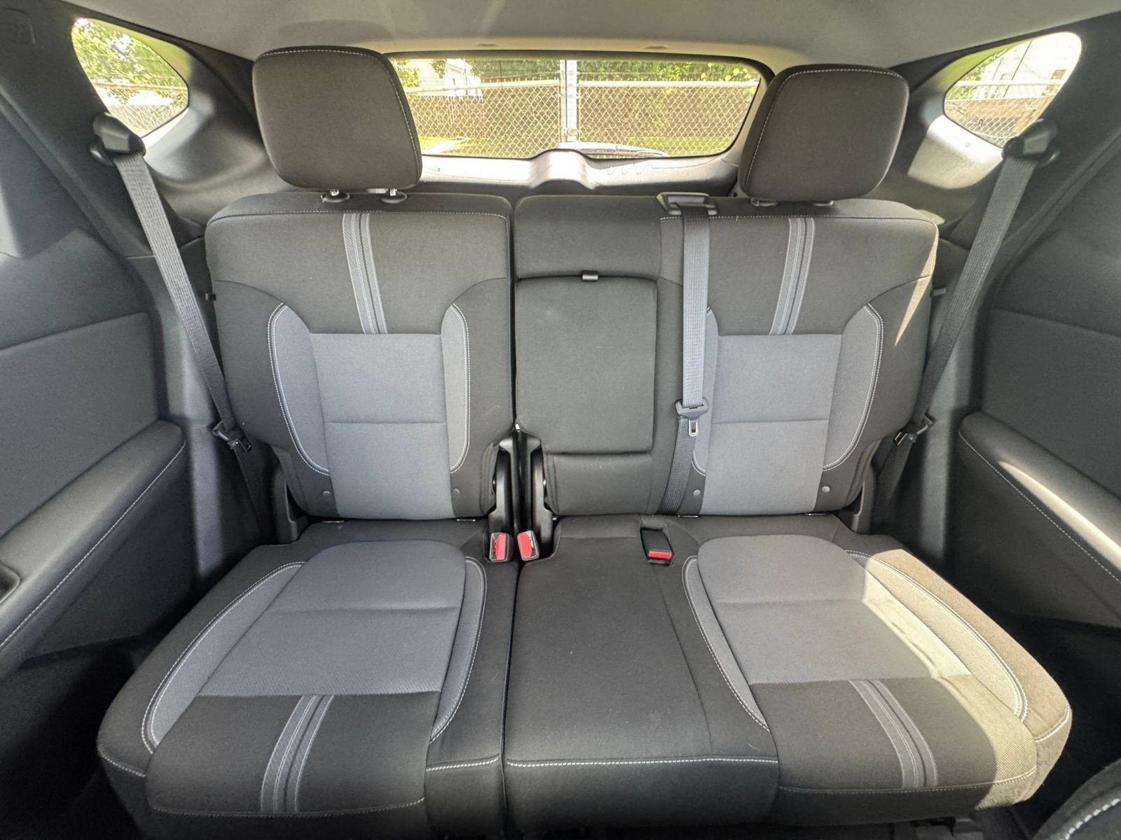 Used 2025 Chevrolet Blazer LT FWD image 36