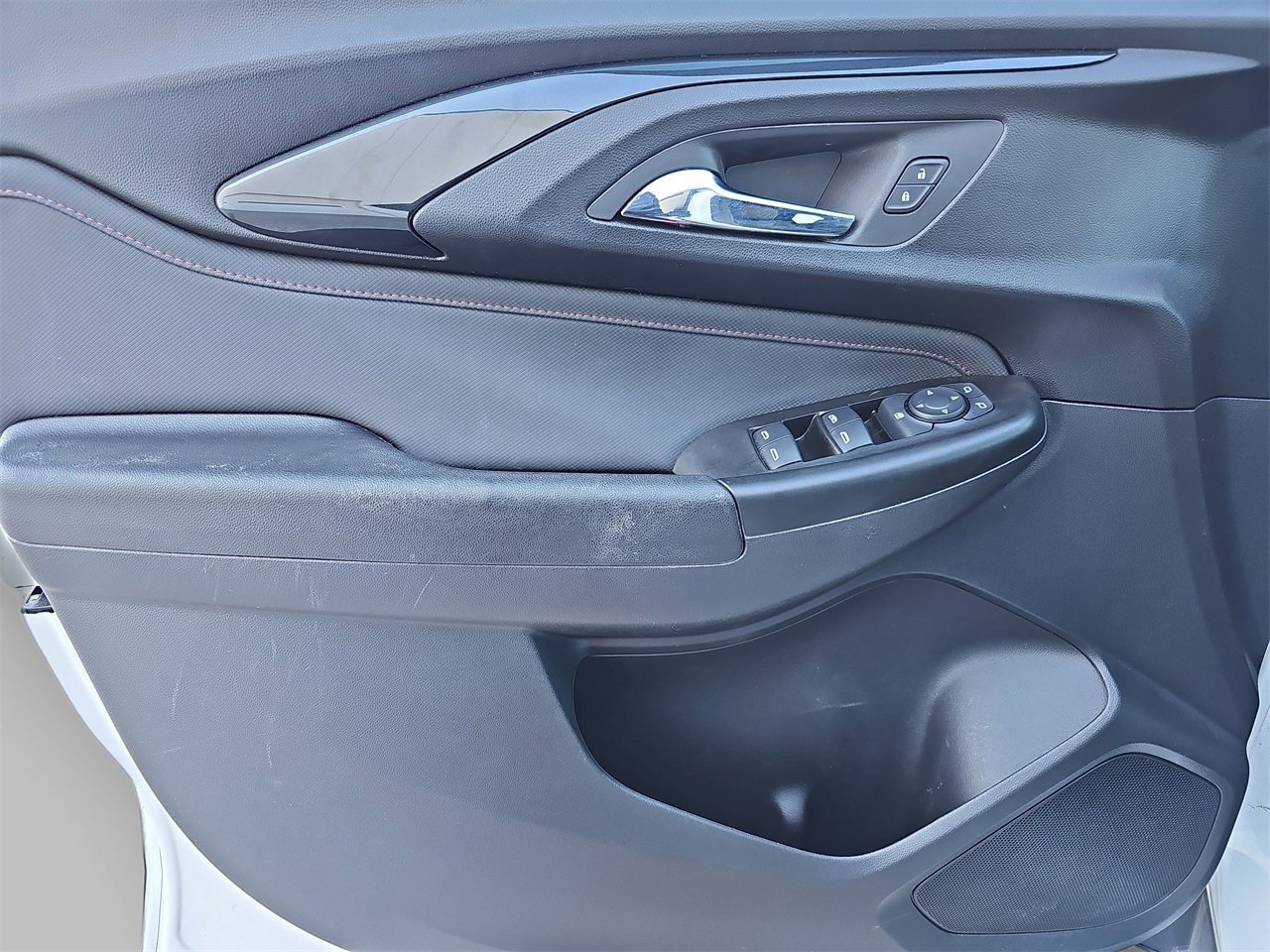 Certified 2023 Chevrolet TrailBlazer RS w/ Convenience Package image 26