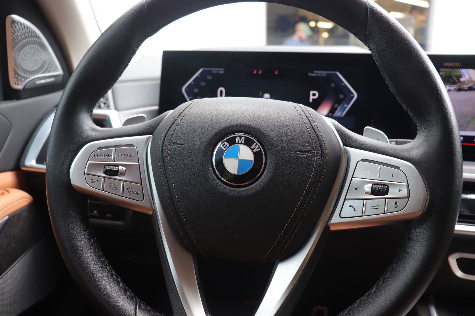 Used 2025 BMW X7 xDrive40i AWD/4WD image 36