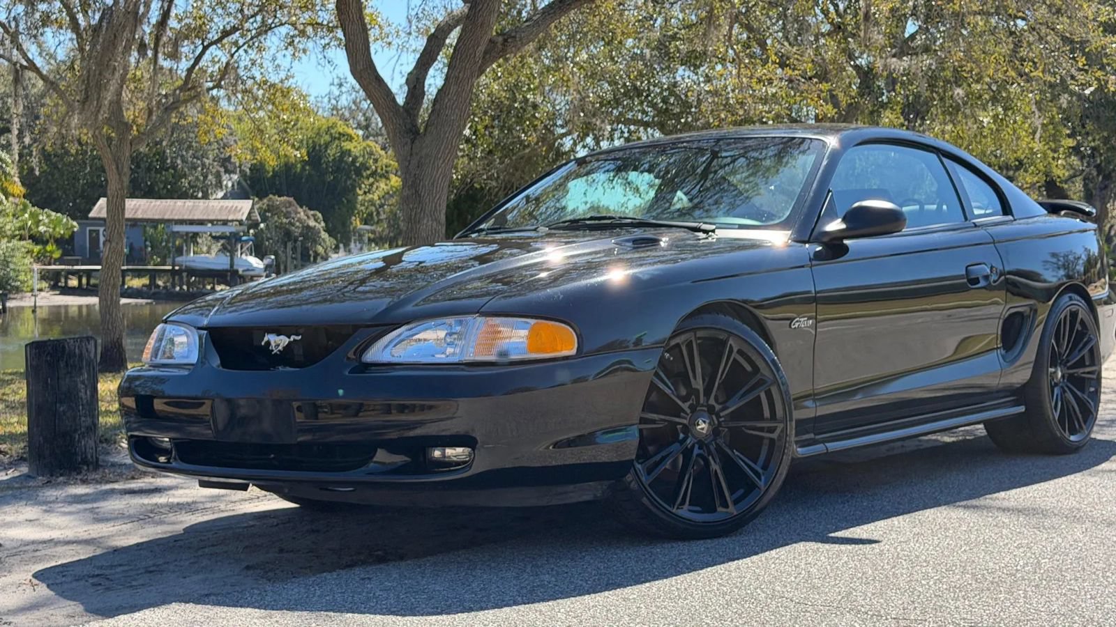 Used 1998 Ford Mustang GT RWD image 3