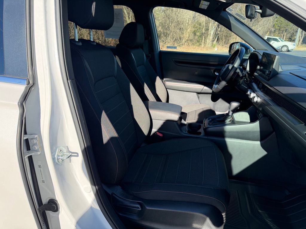 Used 2025 Honda CR-V Sport image 15