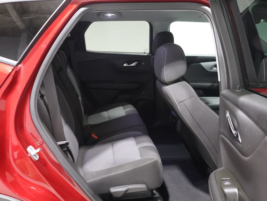 Used 2025 Chevrolet Blazer LT AWD/4WD image 20