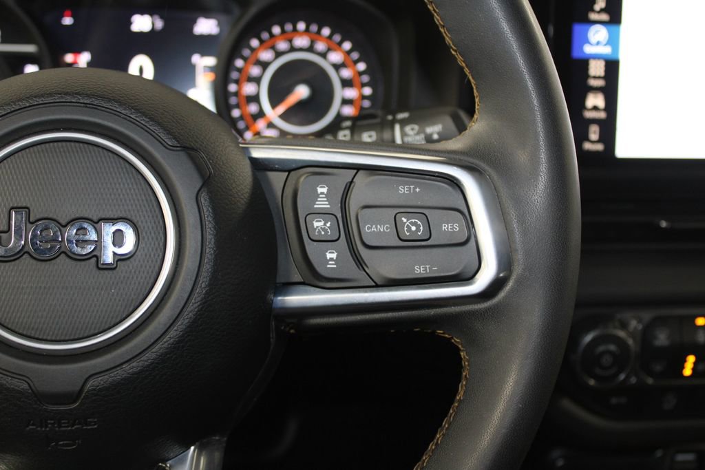 Used 2024 Jeep Wrangler Sahara image 38