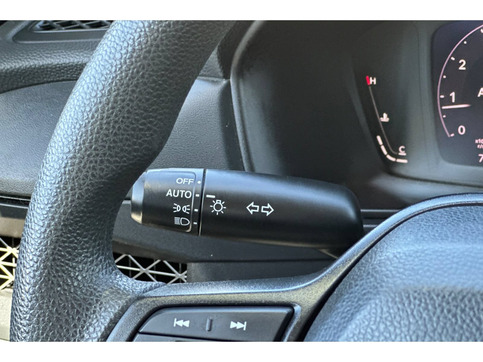 Used 2024 Honda Accord EX image 37