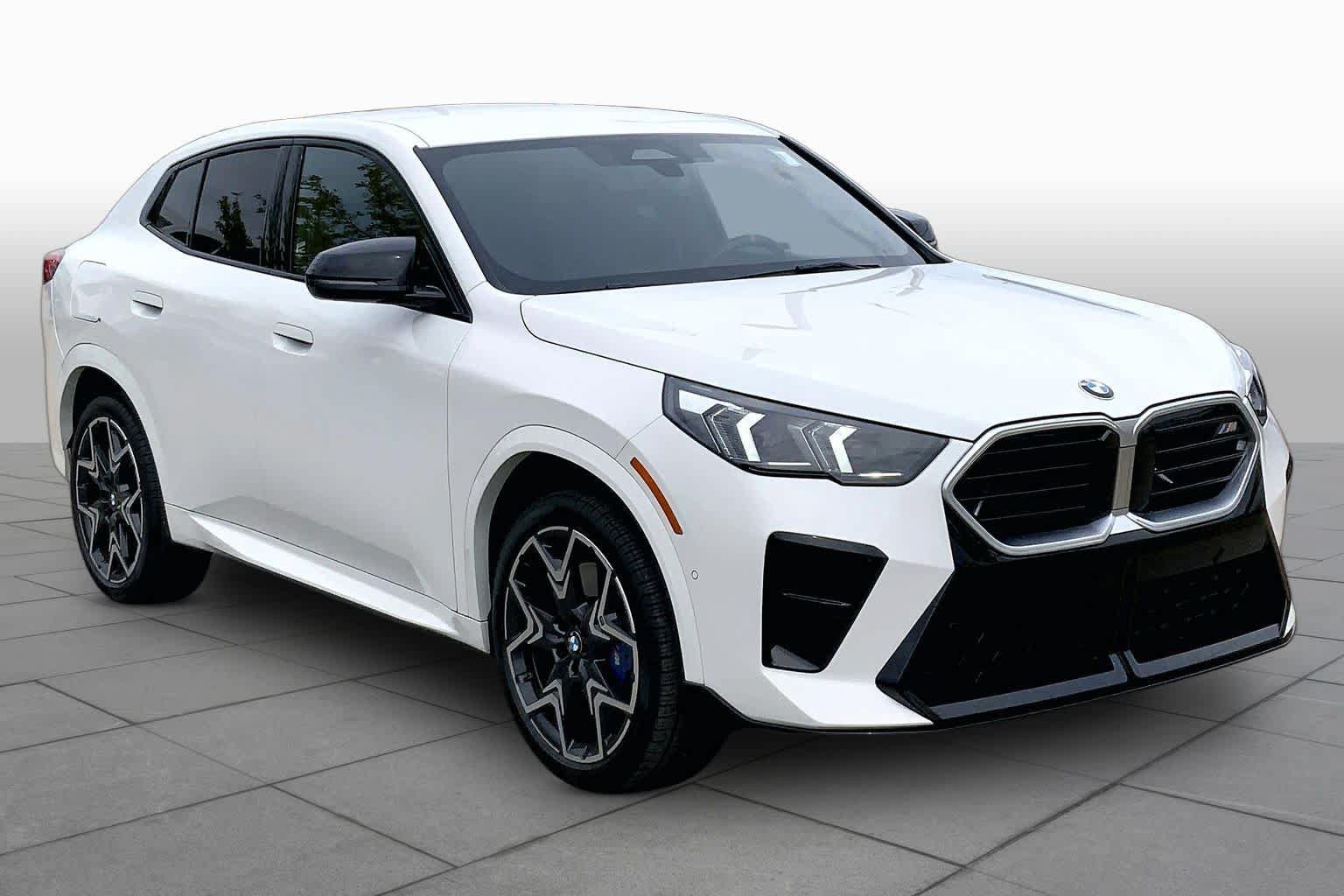 Used 2025 BMW X2 M35i AWD/4WD image 2