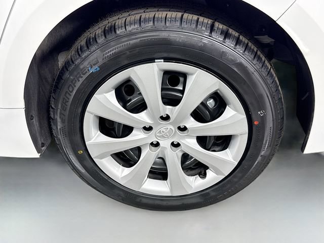 Certified 2024 Toyota Corolla LE image 28