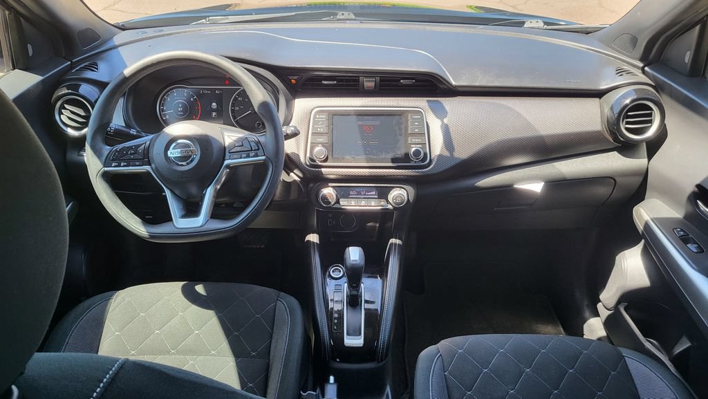 Used 2019 Nissan Kicks SV FWD image 28