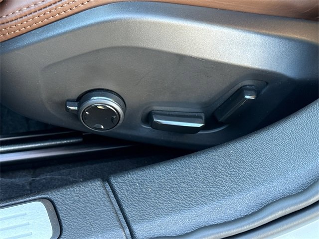 Used 2024 Volvo V60 B5 Cross Country Ultimate image 11