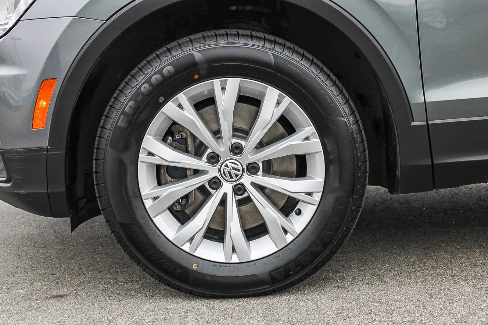 Used 2018 Volkswagen Tiguan S FWD image 11