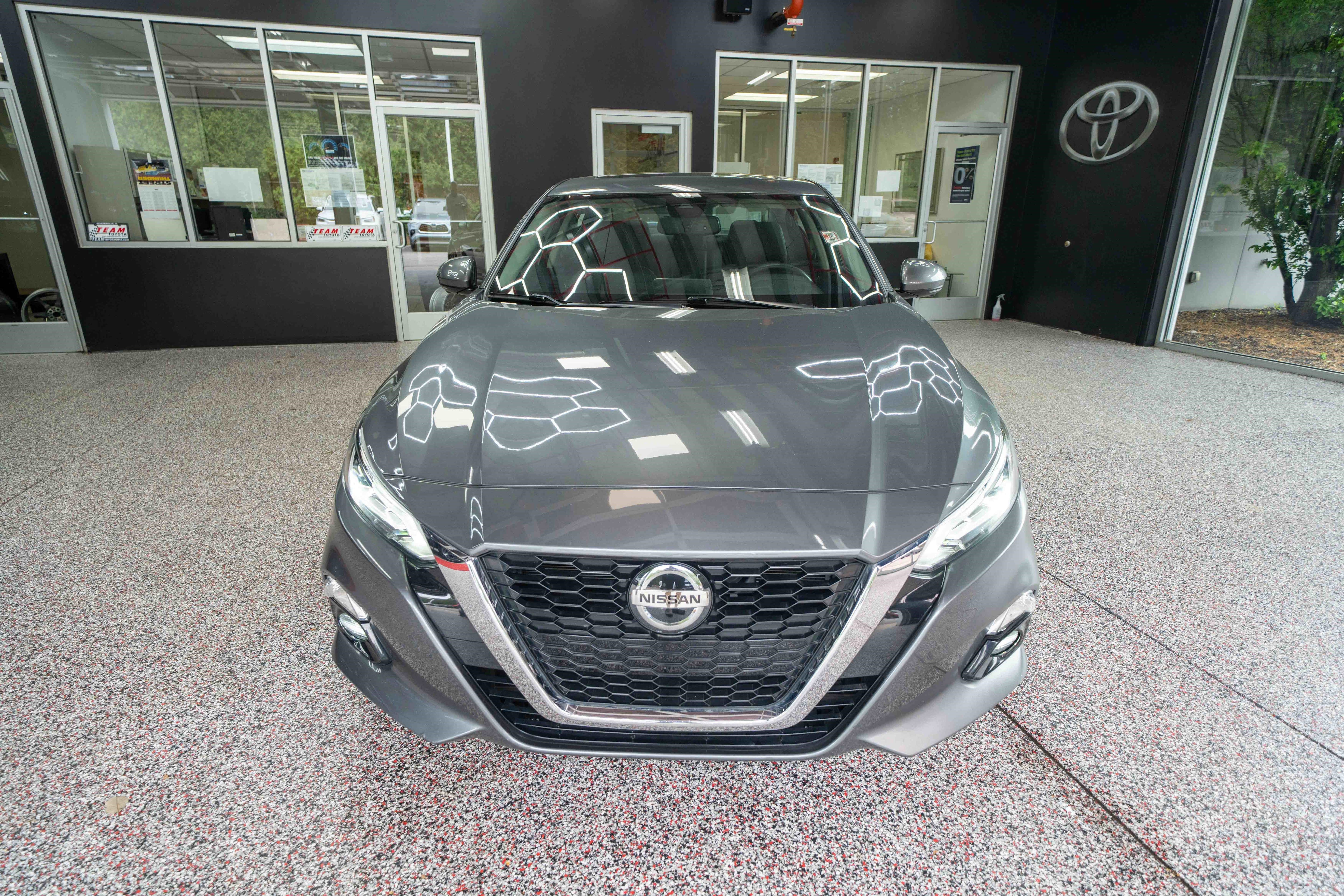 Used 2020 Nissan Altima 2.5 Platinum AWD/4WD image 6