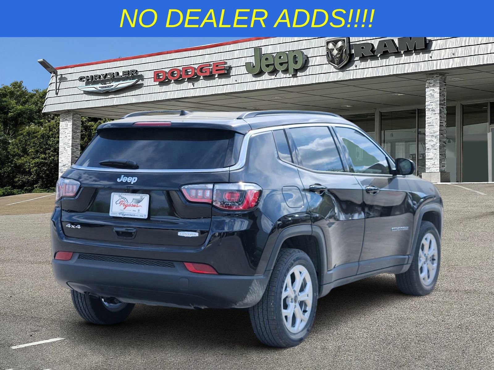 New 2026 Jeep Compass Latitude image 5