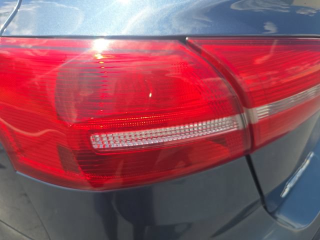 Used 2018 Ford Focus SEL FWD image 34