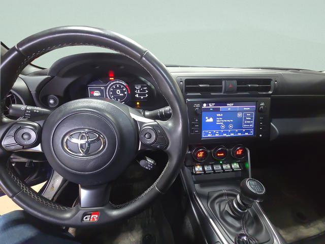 Used 2023 Toyota GR86 Premium w/ ALL Weather Mat Package (TMS) image 26